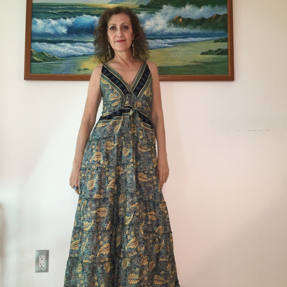 NEW imported dress from India one size fits all silk material - Picture 2 of 4